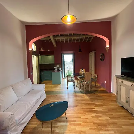 Apartment Cathedral House *