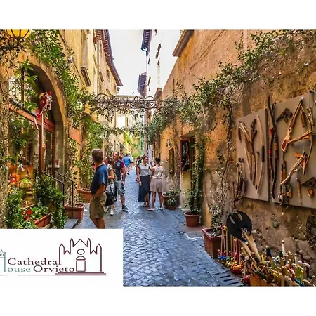 Cathedral House * Orvieto