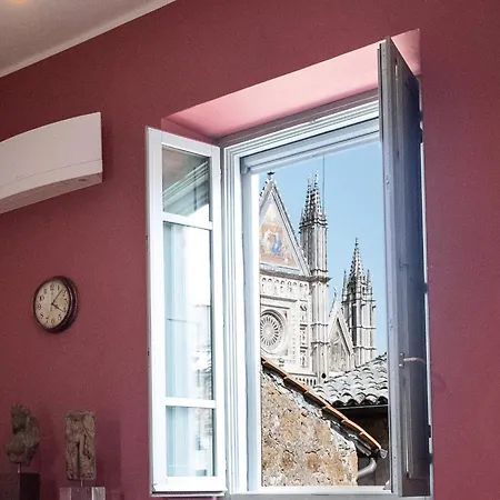 Cathedral House * Orvieto