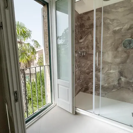 Cathedral House Apartament